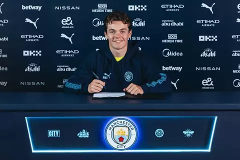 سفيري نيبان: هناك علاقة خاصة بين النرويج ومان سيتي.. وسأكون أفضل مع جوارديولا